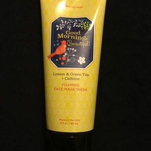 2 for $35 🍀 Foaming face mask